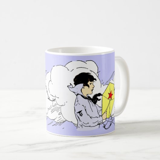 雲の飛んでいる中の凧コーヒーマグ コーヒーマグカップ (正面右)