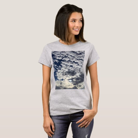 雲のTシャツ Tシャツ (正面フル)