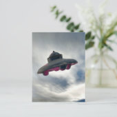 雲を飛んでいる通るUFO ポストカード (スタンド正面)