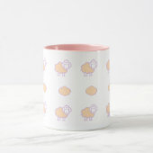 雲スタイリッシュ模様のかわいいピンクの羊 マグカップ (中央)
