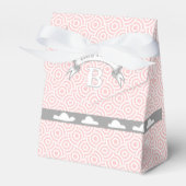 雲ピンク結婚式の引き出物ボックスモノグラム名 フェイバーボックス (正面サイド)