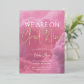 雲九ピンククラウドベビーシャワーフォイル招待状 箔招待状 (立ち正面)