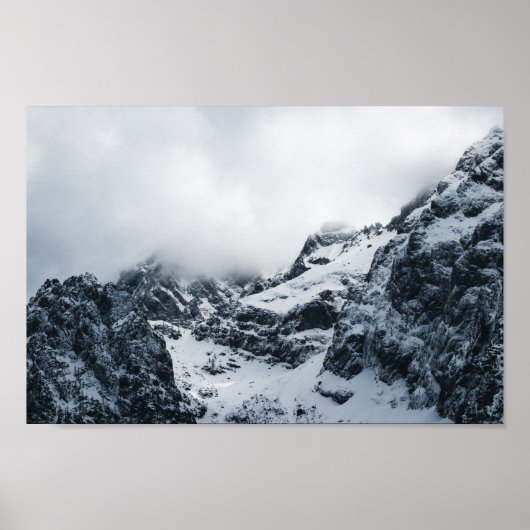 雲威厳のあるの下の山 ポスター (正面)