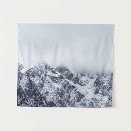 雲威厳のある山 タペストリー (正面(横))