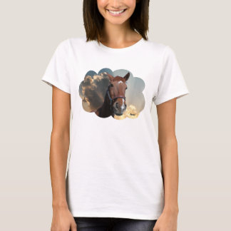 雲03の馬 Tシャツ