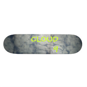 雲9 スケートボード