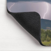 雷雨はジョッコで稲妻を生み出した マウスパッド (コーナー)