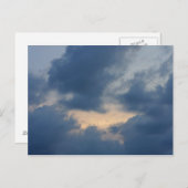 雷雲の空の背景。 ポストカード (正面/裏面)
