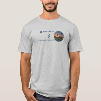 電力：広大な自然の中で灯された家 Tシャツ