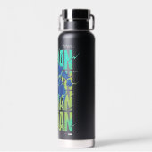 電動アップバットマンランニングズタイポグラフィ ウォーターボトル (背面)