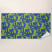 電動アップバットマン – ダークナイトパターン ビーチタオル (正面)