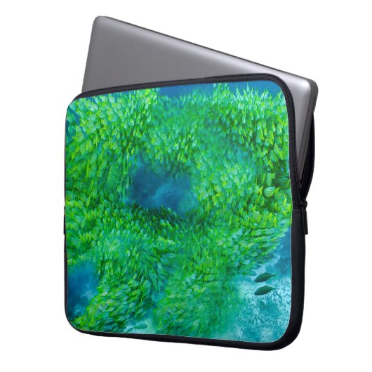 電子バッグ ラップトップスリーブ (正面左)