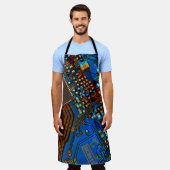 電子回路基板が閉じる。背景,イノシシ エプロン (着用した状態)