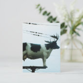 電柱に牛を乗せる ポストカード (スタンド正面)