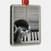 電気ピアノキーボード メタルオーナメント (右)