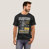 電気ラインマンの妻ラインマンの配偶者引用文 Tシャツ (正面フル)