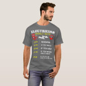 電気工事士の時給おもしろいギフト(4) Tシャツ (正面フル)