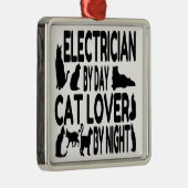 電気工事士バイデイ猫好きバイナイト メタルオーナメント (右)