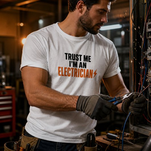 電気技師の俺を信じろ!おもしろTシャツ Tシャツ