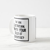 電気技師。専門分野とは コーヒーマグカップ (正面左)