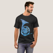 電気青いフレンチ・ホルン Tシャツ (正面フル)