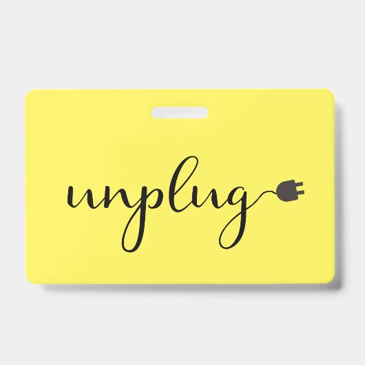 電源プラグを抜いて電気ソケットに戻す バッジ (正面)