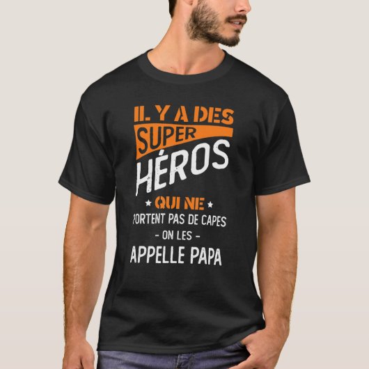 電話すごいでカペを衣服しないメンズヒーロー Tシャツ (正面)