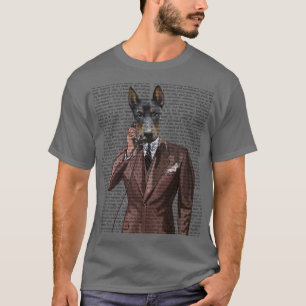 電話のドーベルマン犬 Tシャツ
