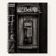 電話ブースNo 32