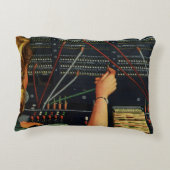 電話交換機オペレーター、ヴィンテージ ビジネス アクセントクッション (裏面)