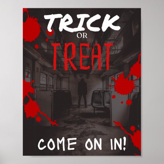 電車の中に立つ男と怖いポスター ポスター (正面)