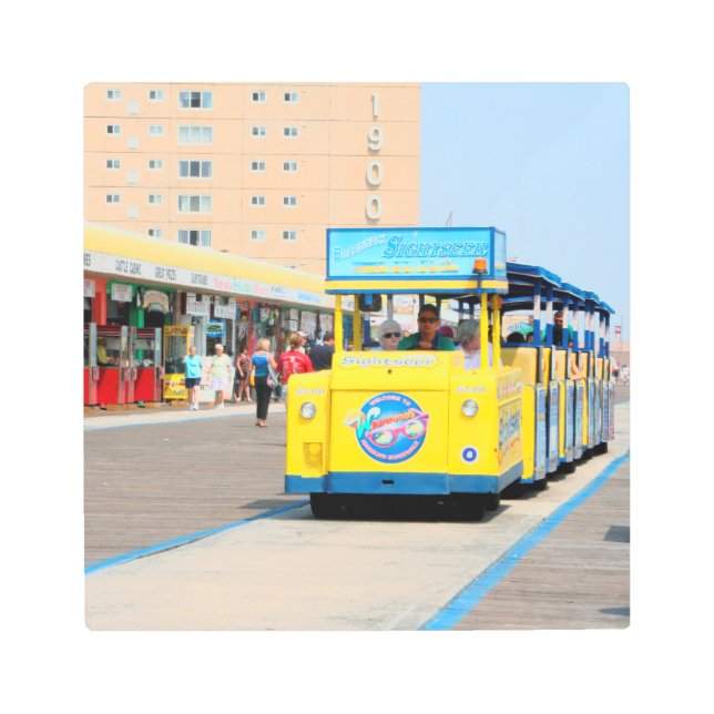 電車を見て下さい メタルプリント (正面)