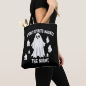 霊不気味が夜を告げる – ハロウィーンTシャツ トートバッグ (クローズアップ)
