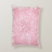 霜の降りたなピンクのクリスマスの輝き アクセントクッション (裏面(縦))