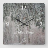 霜の降りた枝と雪をかぶった森 スクエア壁時計 (正面)