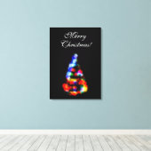 霜の降りた窓を通るクリスマスツリーの光 キャンバスプリント (インサイチュ (ウッドフロア))