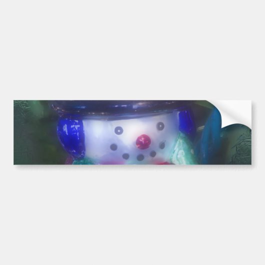 霜の降りた雪だるまオーナメント バンパーステッカー (正面)