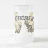 霜降りビアマグ：ボトムアップ。 フロストグラスビールジョッキ (中央)