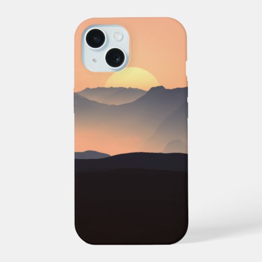 霧がかった山々が夕暮れ iPhone 15ケース (裏面)