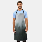 霧がかった山林の秋の霧 エプロン (着用した状態)