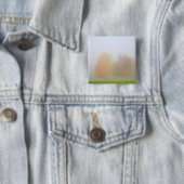 霧で覆われる秋の木 缶バッジ (インサイチュ)