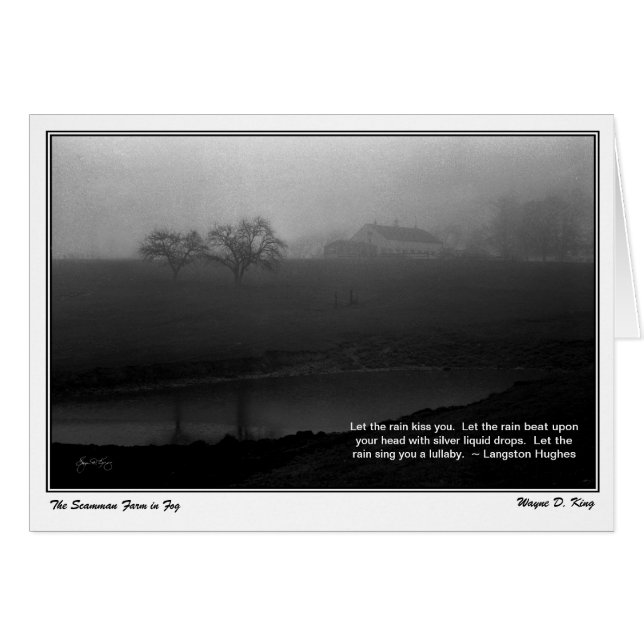 霧で覆われるScammanの農場 (正面横)