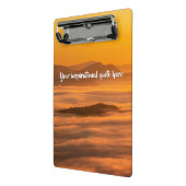 霧のカスタム風景の上にあなたの文字の日の出 ミニクリップボード (アングル2)