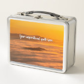 霧のカスタム風景の上にあなたの文字の日の出 メタルランチボックス (正面)