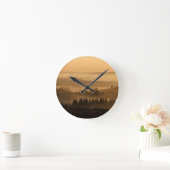 霧の丘の風景転が上の日の出 ラウンド壁時計 (ホーム)