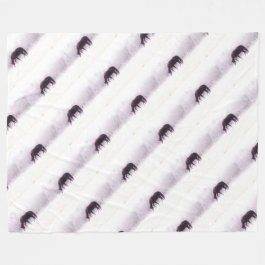 霧の中にいる馬 フリースブランケット (正面(横))