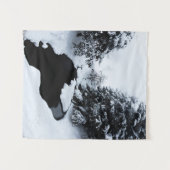 霧の中に消え去る雪池と木 タペストリー (正面(横))