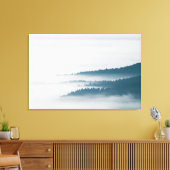 霧の中の丘の表示 キャンバスプリント (インサイチュ (リビング))