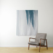 霧の中の丘の表示 タペストリー (インサイチュ)