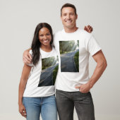 霧の中の日の出とグリーン川 Tシャツ (ユニセックス)